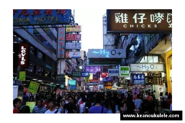 香港最出名的夜总会？(香港旺角哪个出口比较繁华？)